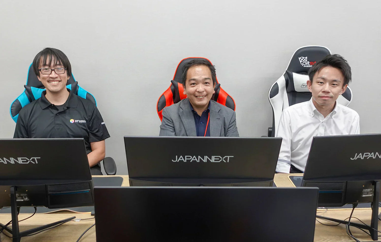 Lieu social : écrans gaming et affichage dynamique