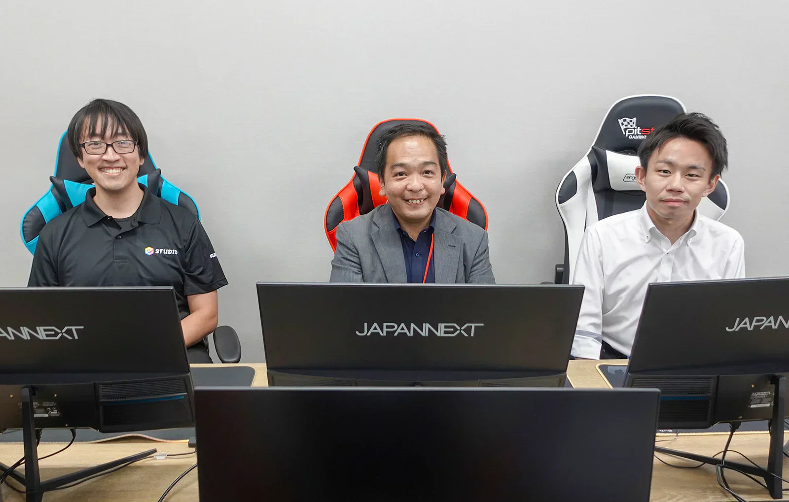 Lieu social : écrans gaming et affichage dynamique